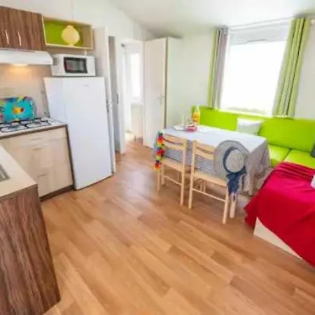 Parque de Campismo Mobilhome 4 Etoiles - Piscine - Eecddd